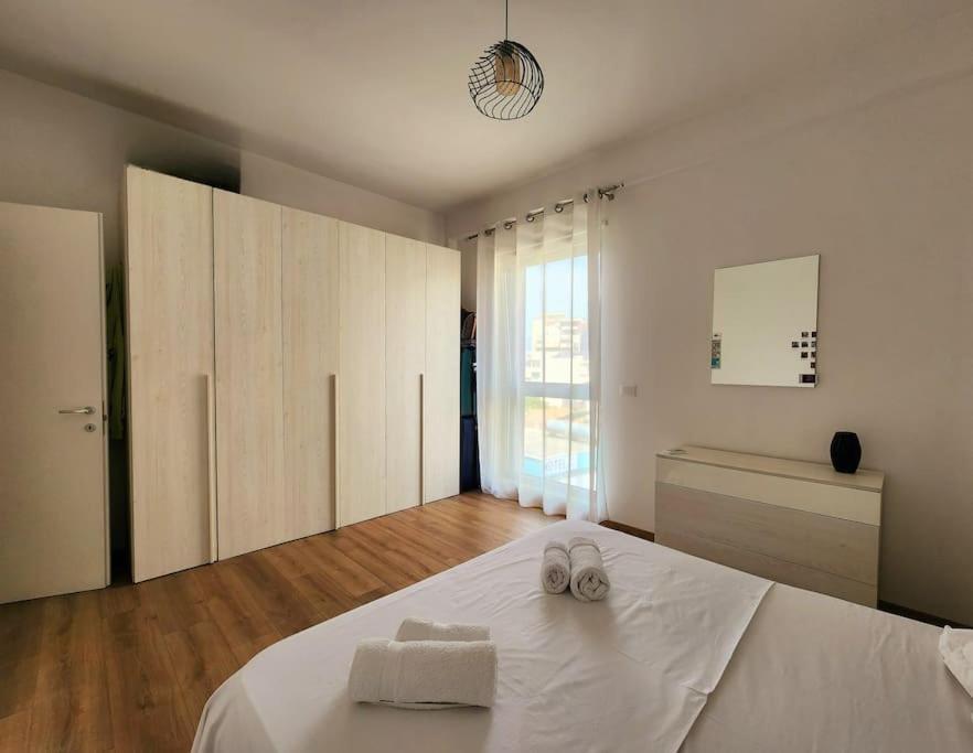 Central Deluxe Inn For Three 24H Check In Tirana Exteriér fotografie